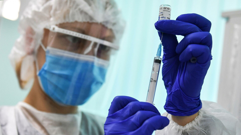 Эксперт оценила необходимость обязательной вакцинации для ряда профессий