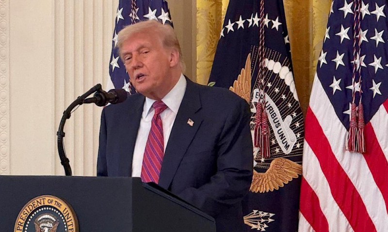 Биткоин вырос выше  000 на фоне отсрочки ударов Трампа по Ирану