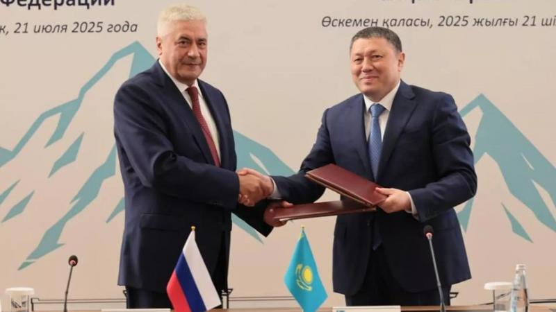 План совместных действий согласовали главы МВД Казахстана и России 