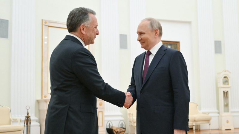 Путин подтвердил готовность к диалогу с Киевом без предварительных условий - Песков