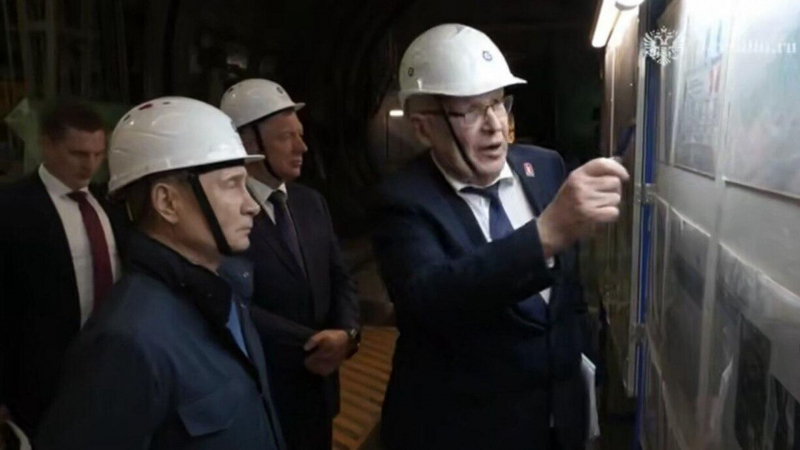 Путин посетил строящуюся в Курской области АЭС-2