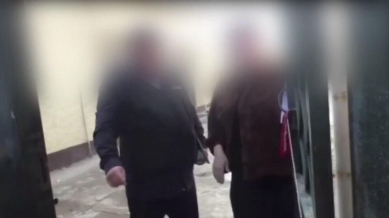 В Казахстане общественницу посадили под домашний арест по подозрению в мошенничестве 