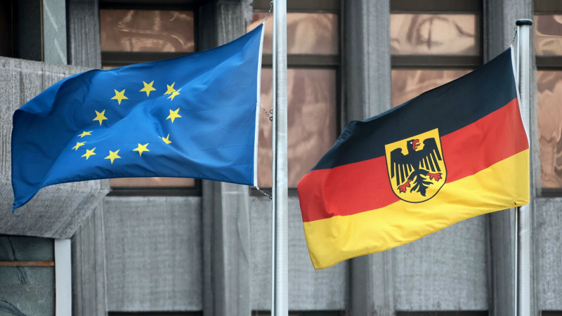 Делегаты съезда "Альтернативы для Германии" выступили за выход ФРГ из ЕС