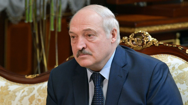 Федуту и Зенковича задержали после обращения к Путину, сообщил Лукашенко